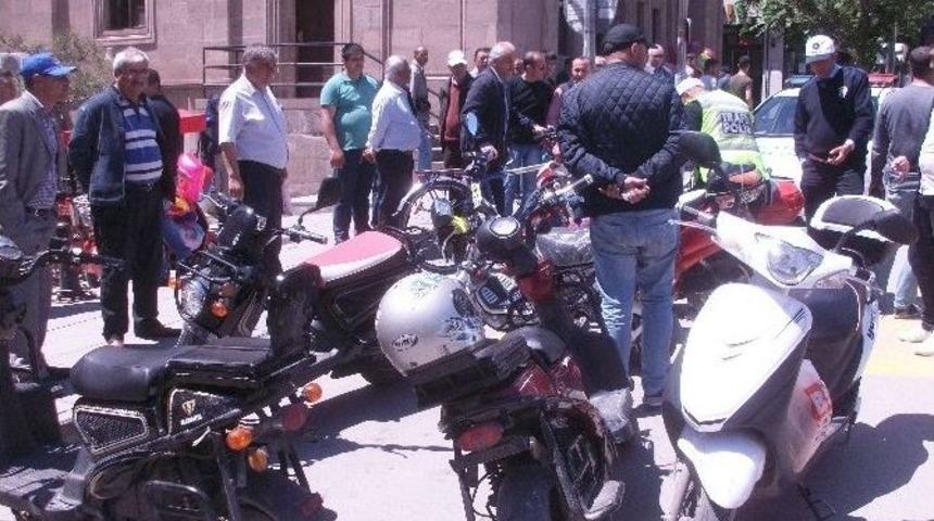 Aksaray&rsquo;da Elektrikli Motosiklet Uygulaması