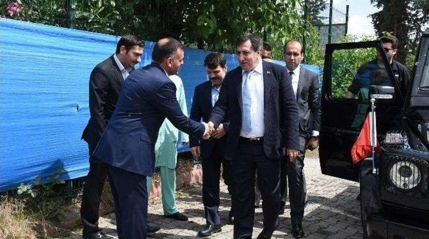 Şanlıurfa Valisi Eyvan Derneği&rsquo;ni Ziyaret Etti