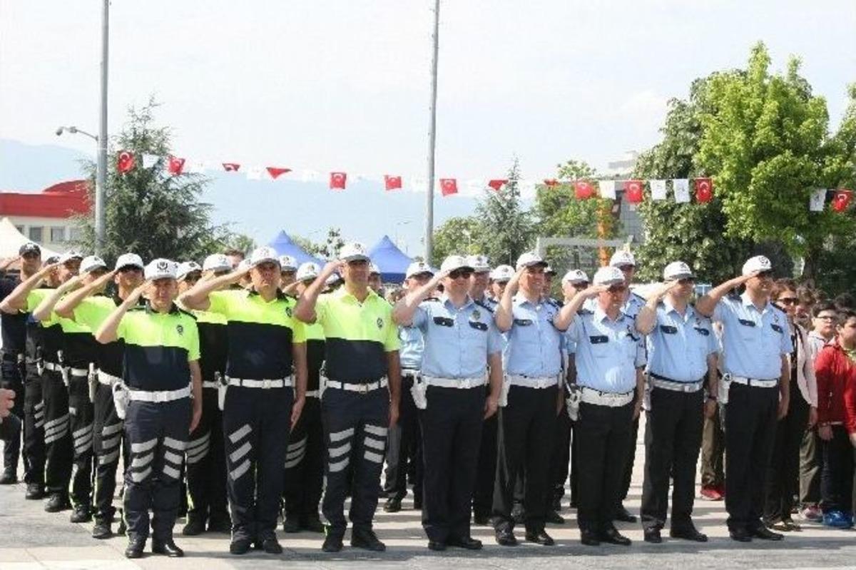 D&uuml;zce&rsquo;de Trafik Ve İlk Yardım Haftası Kutlandı