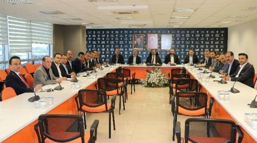 Ak Parti İl&ccedil;e Başkanları Toplantısı
