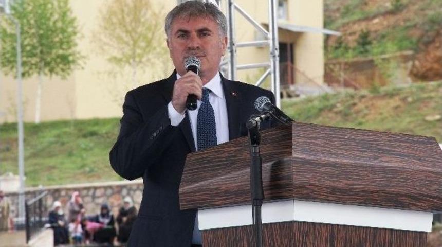 Hacı Kıyasi Şent&uuml;rk Camii&rsquo;nin Temeli Atıldı