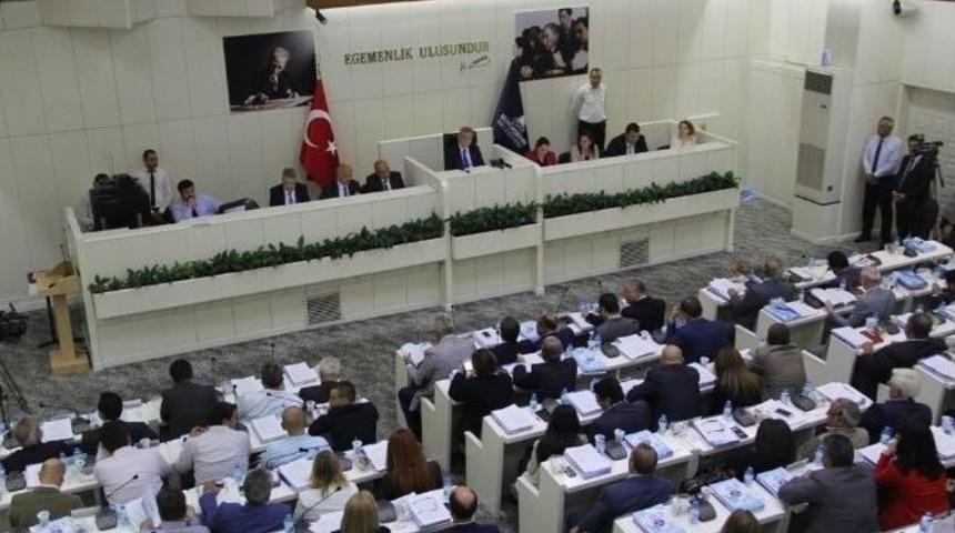 B&uuml;y&uuml;kşehir Meclisinde, Su Krizine "indirim" Talebi