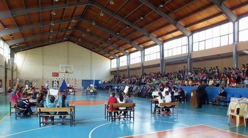 Ko&ccedil;arlı&rsquo;da &Ouml;ğrenciler Bilgileriyle Yarıştı