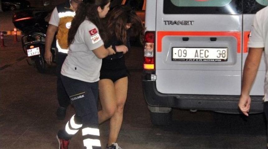 Gen&ccedil; Kadını D&ouml;v&uuml;p Yarı &Ccedil;ıplak Şekilde Sokağa Attılar