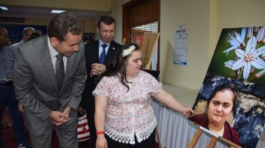 Zihinsel Engelli &Ouml;ğrencilerden Fotoğraf Sergisi