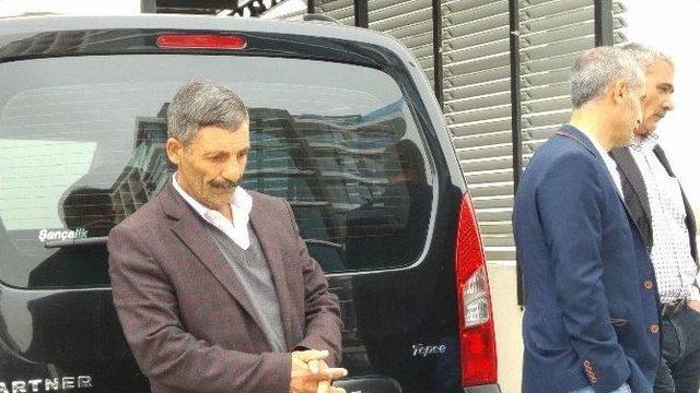 Ulucami’deki Canlı Bombanın Ailesi Kızlarının Cenazesini Aldı