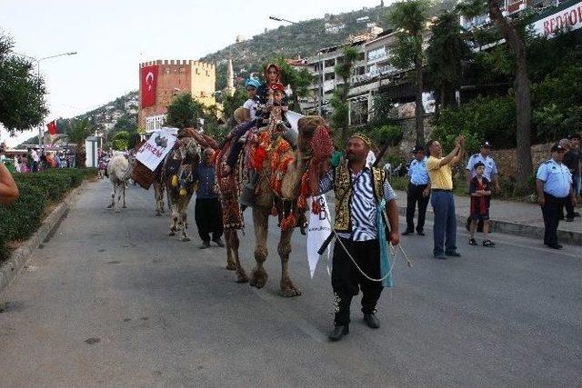 Turizm Sanat Festivalinde G&ouml;rkemli Y&ouml;r&uuml;k G&ouml;&ccedil;&uuml; 1