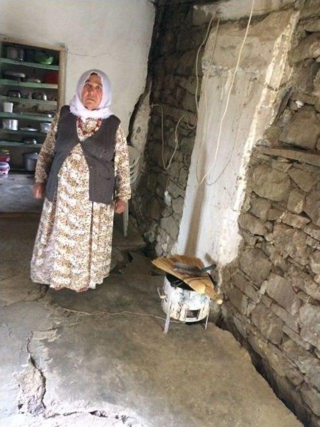 Çatlak Evde Yaşam Mücadelesi 1