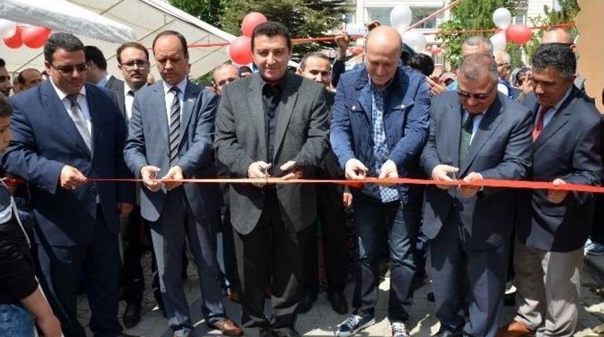 Yıldız &Ouml;ğrenci Yurdu Yararına D&uuml;zenlenen Kermes A&ccedil;ıldı
