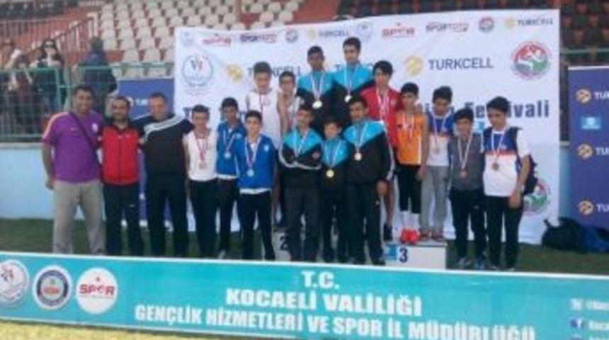 Nil&uuml;fer Belediyespor&rsquo;un K&uuml;&ccedil;&uuml;k Atletleri Gururlandırdı