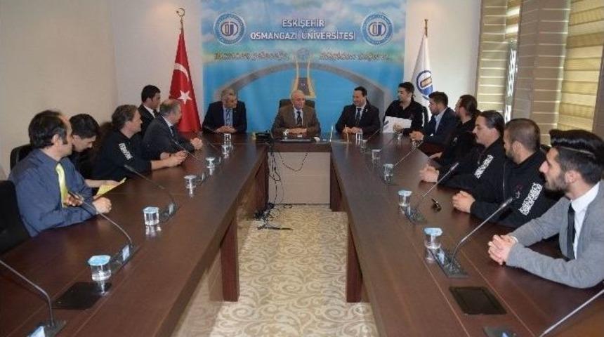 Macaristan T&uuml;rk-macar Turan Vakfı Başkanı Esog&uuml; Rekt&ouml;r&uuml;n&uuml; Ziyaret Etti