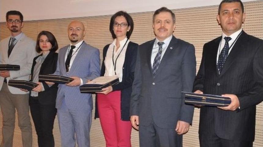 Uşak &Uuml;niversitesinde Uluslararası Uşak Arkeoloji &Ccedil;alıştayı Ger&ccedil;ekleşti