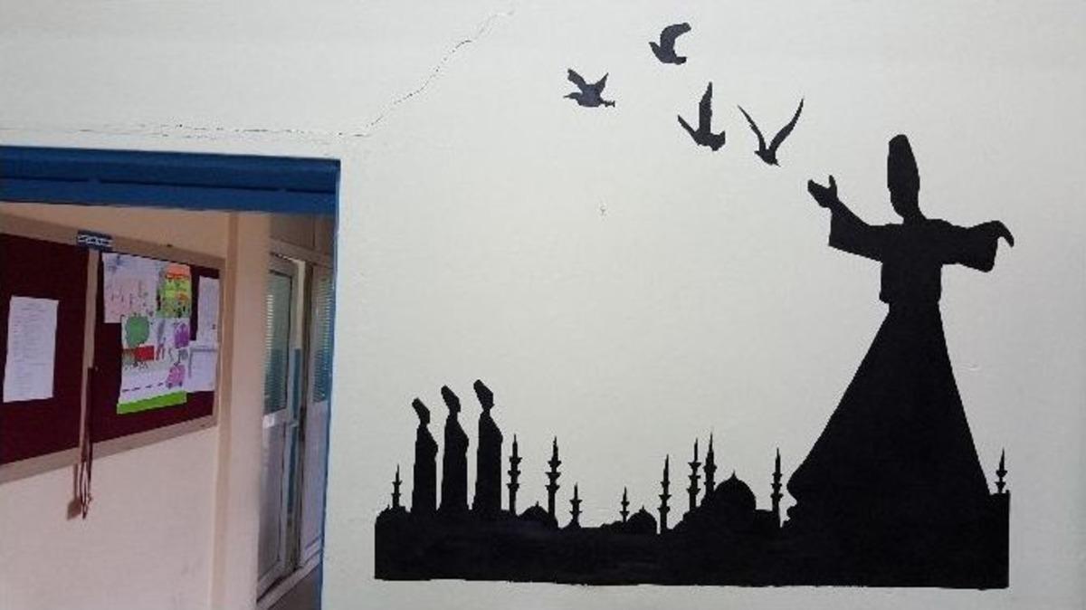Okul Duvarlarını Resimlerle Donattılar