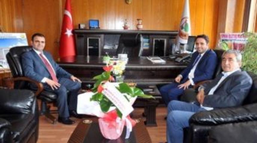 İshak Gazel&rsquo;den M&uuml;d&uuml;r Adnan Kayım&rsquo;a &rsquo;hayırlı Olsun&rsquo; Ziyareti