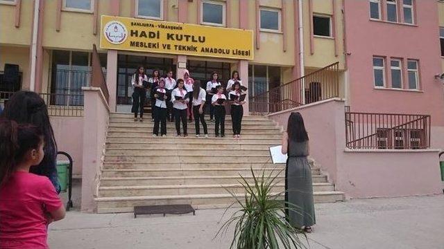 Viranşehir Hadi Kutlu Lisesi’nde Bahar Şenliği