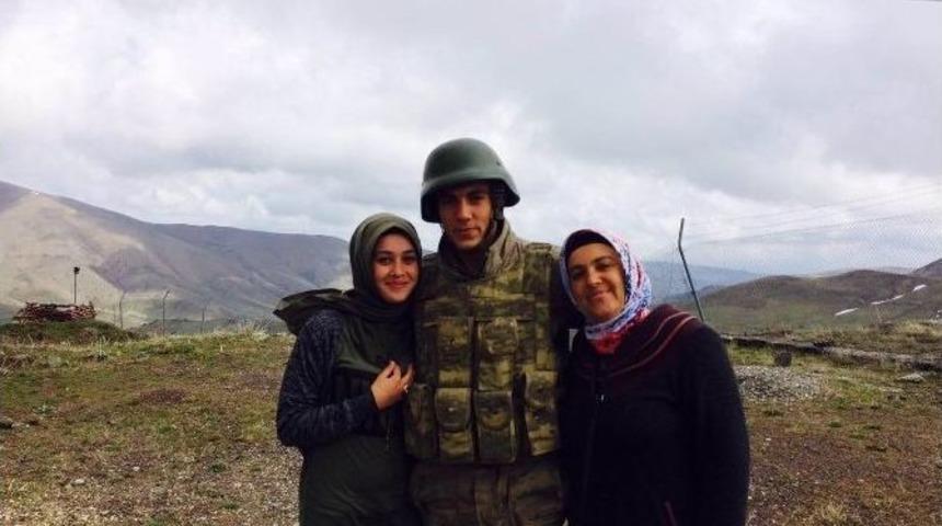 N&ouml;bet Tutan Mehmet&ccedil;iğe &rsquo;anneler G&uuml;n&uuml;&rsquo; S&uuml;rprizi