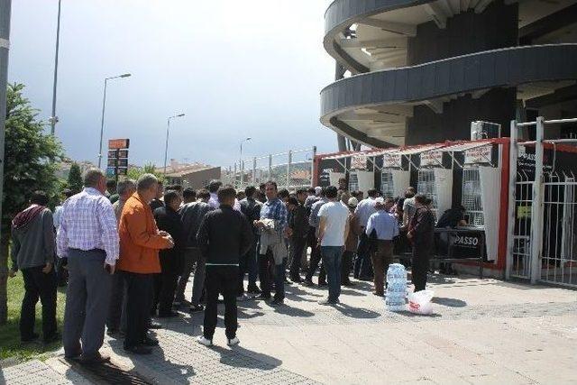 Taraftara Bin Adet Passolig Dağıtıldı 2