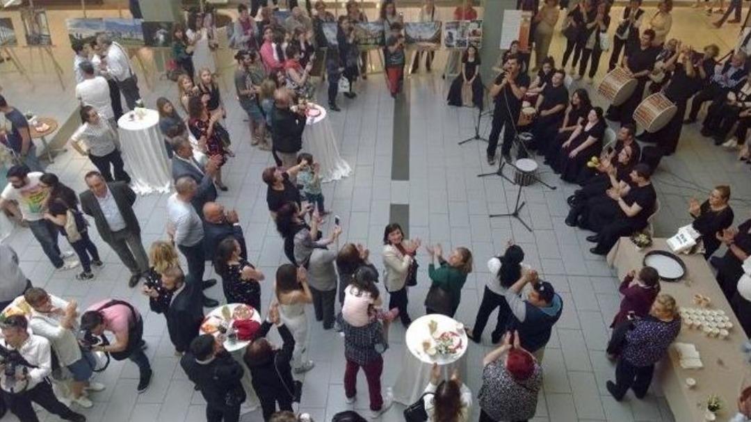 Down Sendromlu Can Ayan&rsquo;dan İkinci Kişisel Sergi