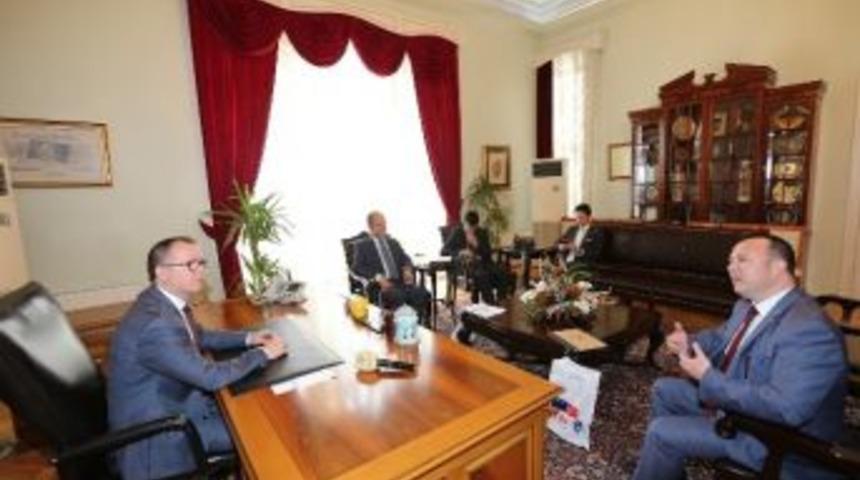 Ab T&uuml;rkiye M&uuml;steşarı Poupeau Bursa&rsquo;daki M&uuml;lteciler Hakkında Bilgi Aldı