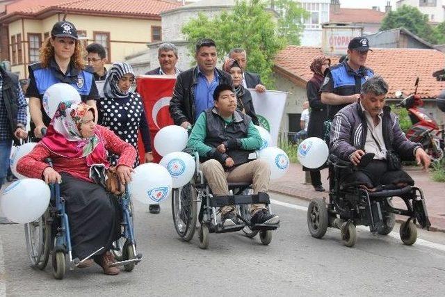 Bartın’da Engelliler Haftası Yürüyüşü