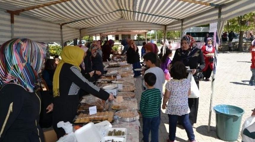 Kulu&rsquo;da Yardıma Muhta&ccedil; &Ouml;ğrenciler İ&ccedil;in Kermes
