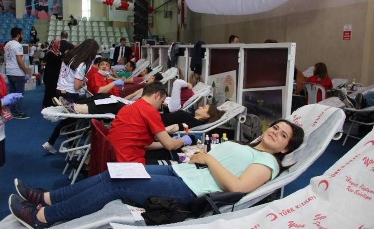 Karab&uuml;k &Uuml;niversitesi&rsquo;nden &Uuml;&ccedil;&uuml;nc&uuml; T&uuml;rkiye Rekoru Hedefi