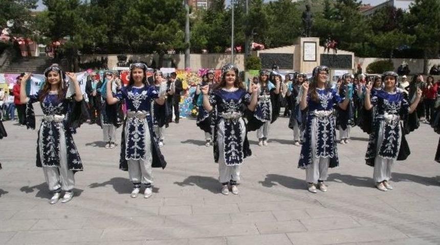 Yozgat Halide Edip Mesleki Ve Teknik Anadolu Lisesi Hıdırellez Bahar Şenliği D&uuml;zenledi
