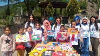 Sosyalben Derneği Saha Çalışmasında Öğrencileri Sevindiriyor