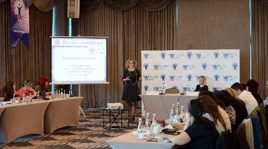 Fibromiyalji İle Yaşamak Kaderiniz Değil