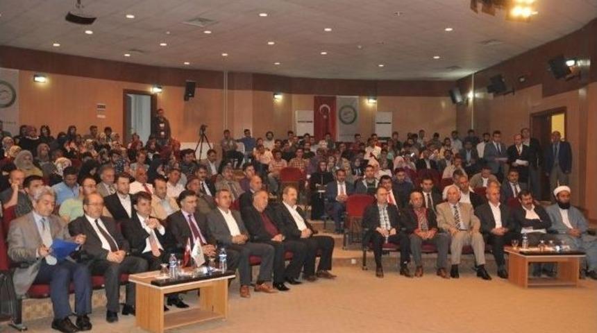 Iğdır&rsquo;da &ldquo;vakıf Ve Sivil Toplum&rdquo; Paneli