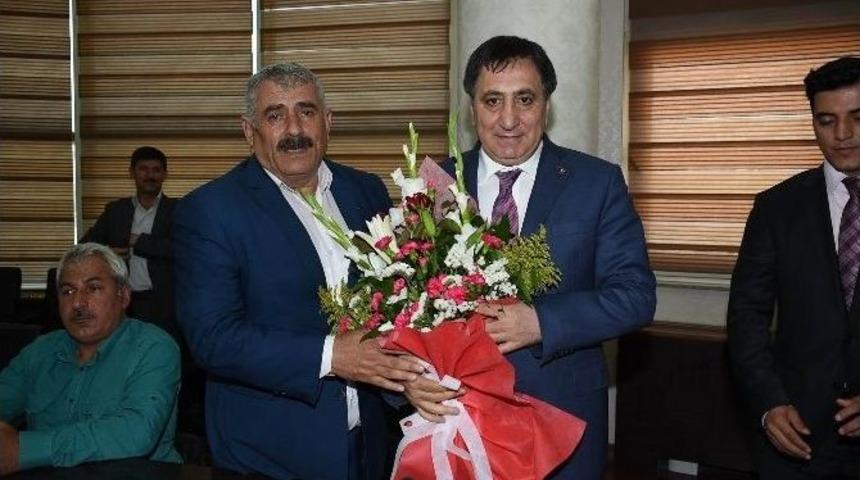 Engelli Derneklerinden Vali K&uuml;&ccedil;&uuml;k&rsquo;&uuml; Ziyaret Etti