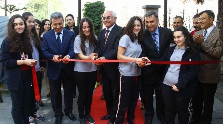 Final Okulları&rsquo;ndan Resim Sergisi