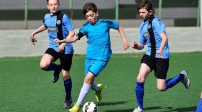 Şampiyon Yıldırım Belediyespor