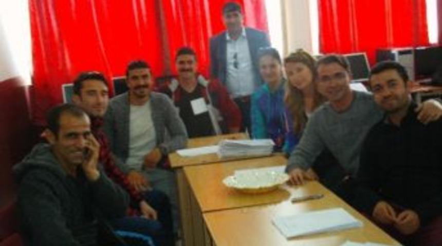 &Ouml;zalp İl&ccedil;esinde Futbol Turnuvası