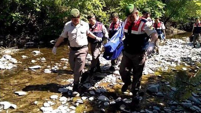 Minik İbrahim Açlıktan Ve Donarak Ölmüş