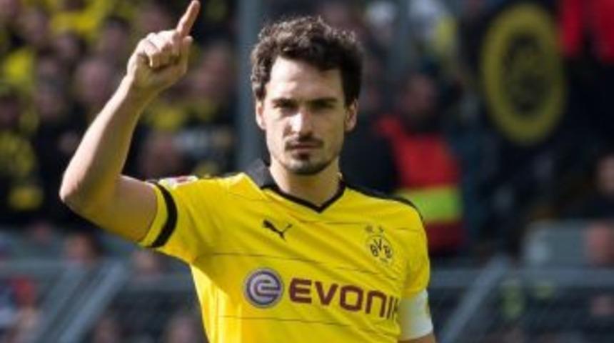 Bayern M&uuml;nih, Yıldız Oyuncu Hummels&rsquo;i Kadrosuna Kattı