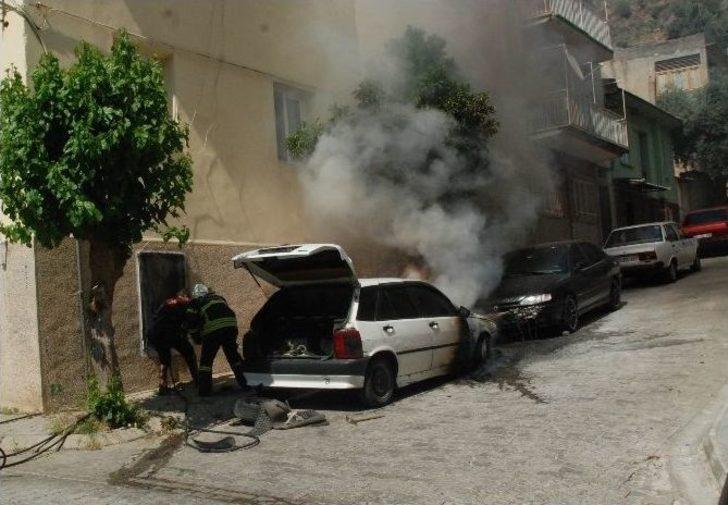 İtfaiyecilerden Alev Topuna Dönen Araca Cesur Müdahale G5