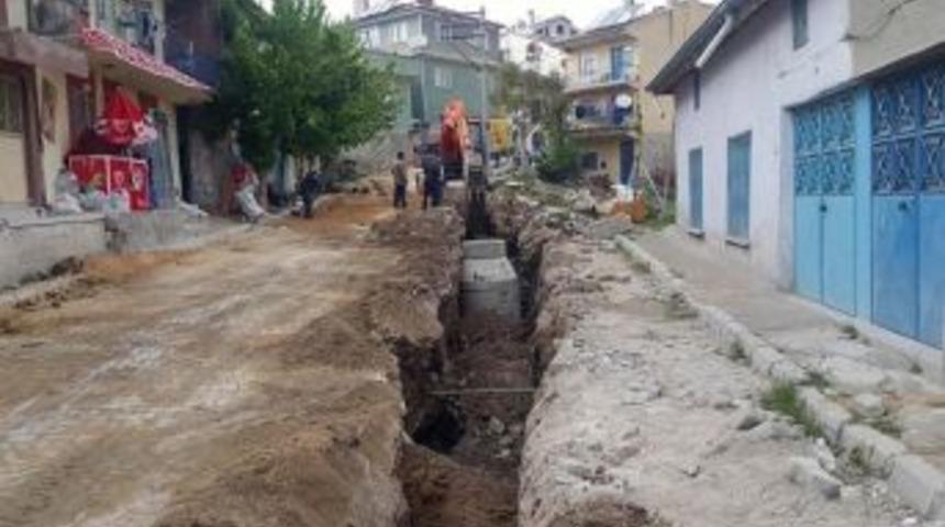 İscehisar’da Yarım Kalan Kanalizasyon Çalışmaları Tekrar Başladı