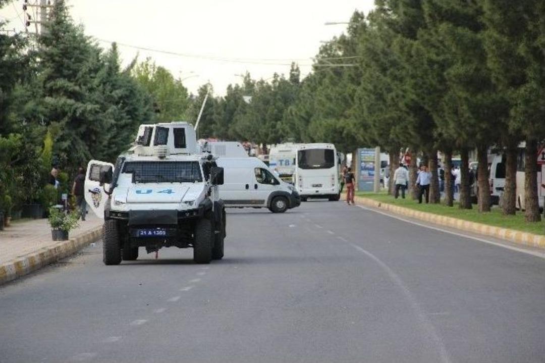 Bombalı Saldırıda Ev Ve İş Yerleri Zarar G&ouml;rd&uuml;