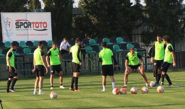 Akhisar Belediyespor, Galatasaray Maçı Hazırlıklarına Başladı