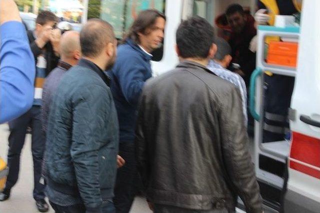 2 Arkadaş İş Merkezi Çatısına Çıkarak İntihara Kalkıştı 3