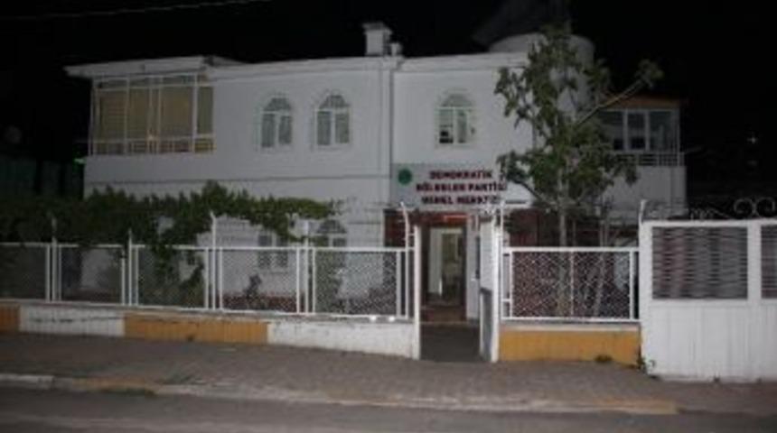 Dbp Genel Merkez Binası Ve Eş Genel Başkan Y&uuml;ksek&rsquo;in Evine Operasyon