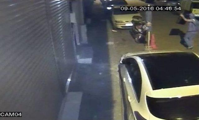 (&ouml;zel Haber) Hırsızlık &Ccedil;etesinin Rahat Tavırları &ldquo;pes&rdquo; Dedirtti 1