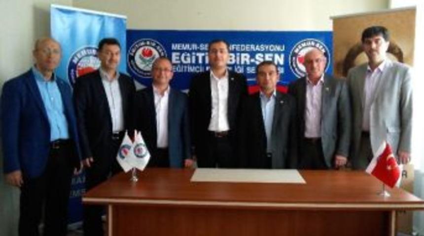 Eğitim Bir Sen&rsquo;den Alman Meclisine Kınama