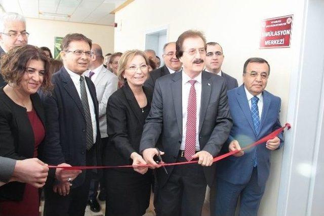 Cumhuriyet &Uuml;niversitesi&rsquo;ne Sim&uuml;lasyon Merkezi A&ccedil;ıldı 2
