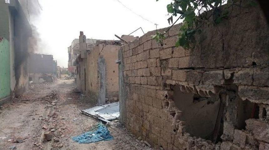 Nusaybin&rsquo;de Ter&ouml;ristlerin D&ouml;şediği Patlayıcılar Tek Tek İmha Ediliyor