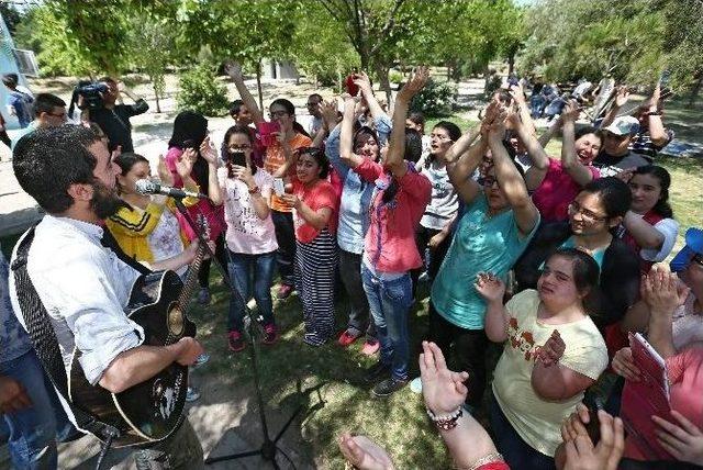 Mutluluğa Engel Yok 3