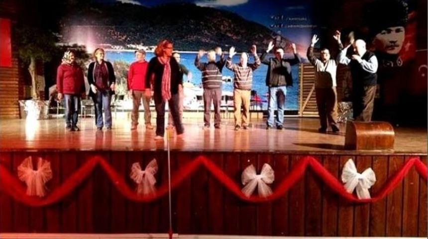 Edremit’te Sessiz Tiyatro Sahne Alacak