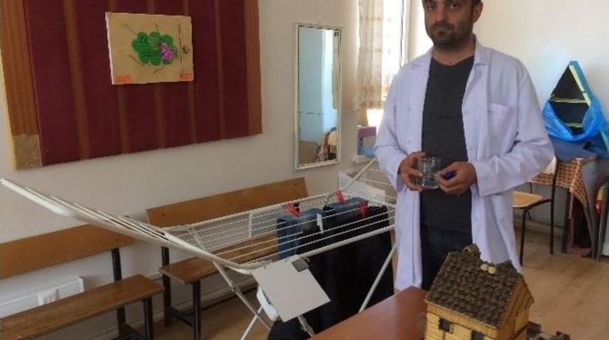 Matematik Öğretmeni Akıllı Çamaşırlık Yaptı