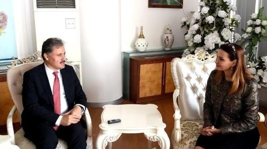 Azerbaycan Milletvekili Ganire Paşayeva’dan, Başkan Çakır’a Ziyaret